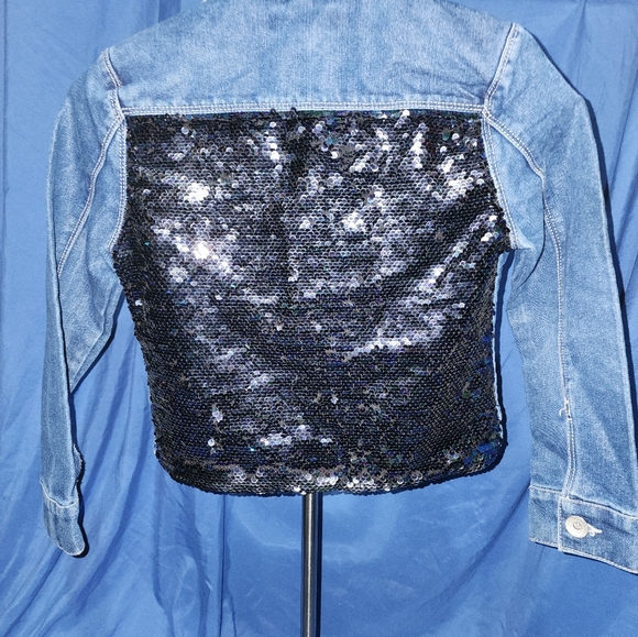 NWOT Girls Jean Jacket with color changing sequins - Picture 5 of 7